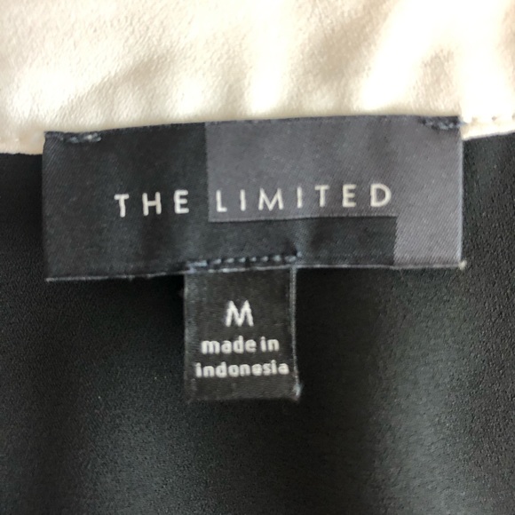 The limited black and white blouse size med - Picture 4 of 7